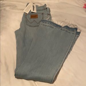 27x34 Wrangler Flares